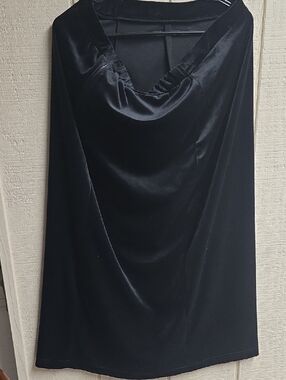 Elegant Black Velvet Women's Skirt